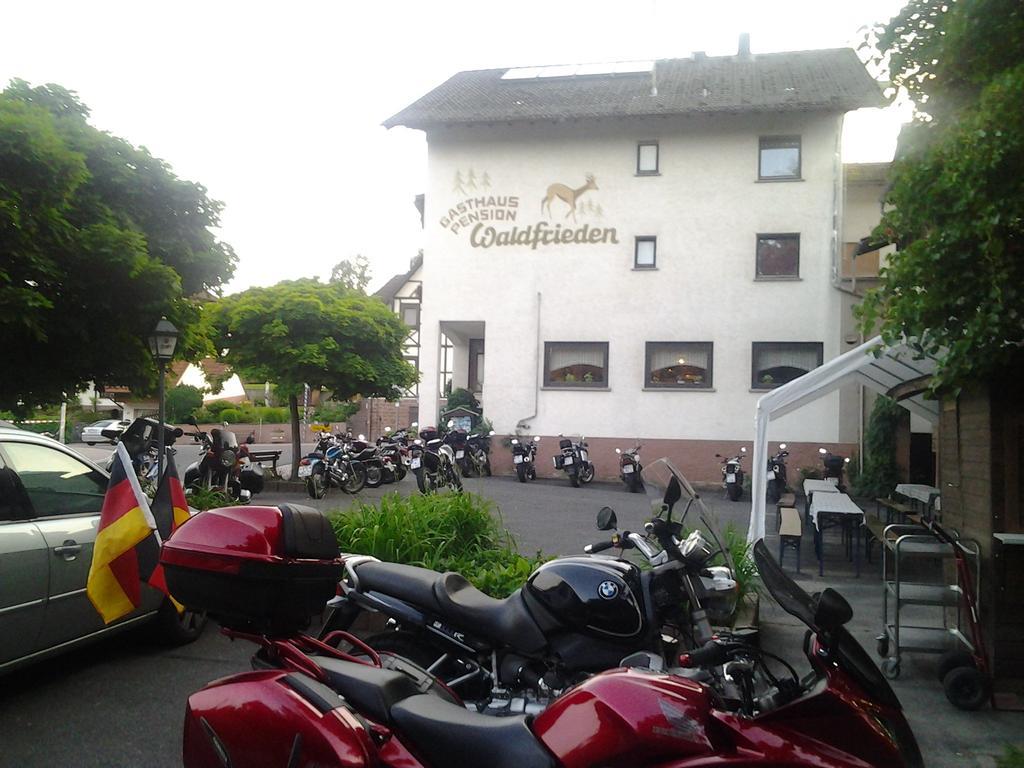 Landgasthof Waldfrieden 호텔 와일덴시 외부 사진