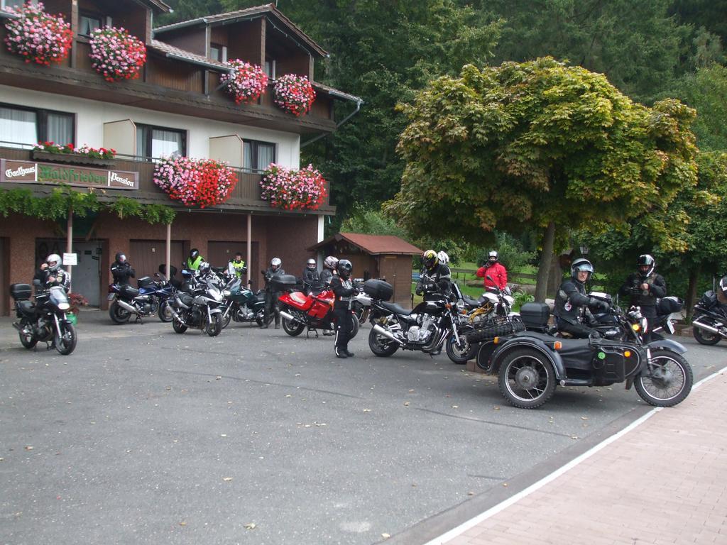 Landgasthof Waldfrieden 호텔 와일덴시 외부 사진